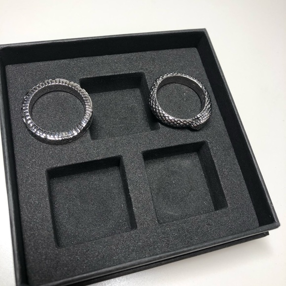 Clocks & Colors ‘Endless’ rings (Stainless Steel) - Picture 2 of 6